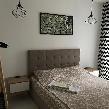 Two Level Appartment In The Centre Of 리비프 외부 사진